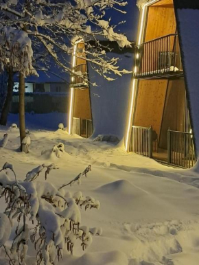 Diamond Cottages